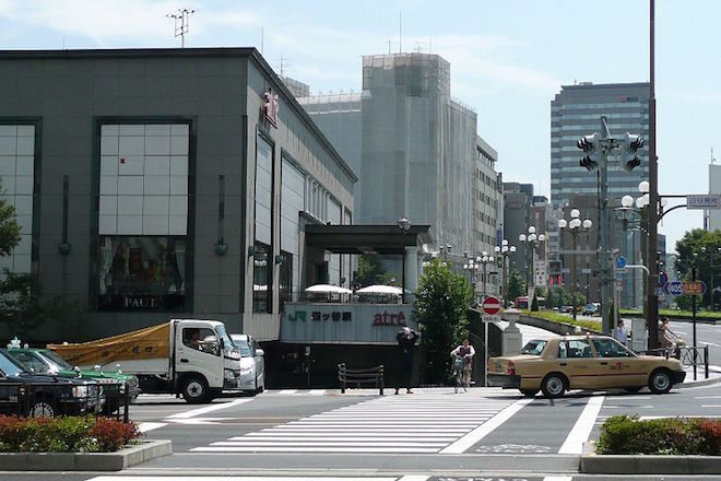 From Yotsuya to Shinjuku 1 NORTH AMERICAN POST Your link to SEATTLE